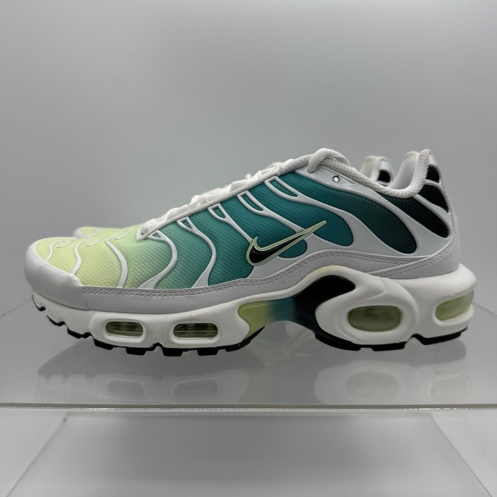Brand New Nike Air Max Plus Dusty Cactus Barely Volt DZ3670-102 Women's Size 7.5